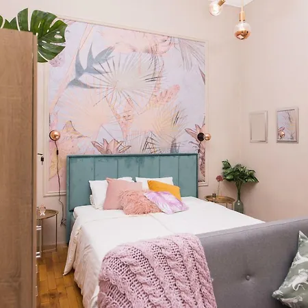 Apartment Bathory Downtown Homey